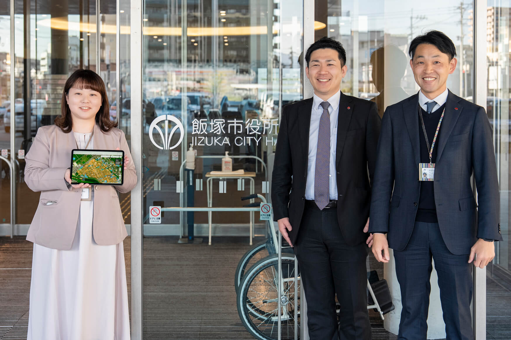 神原様、寒竹様、村瀬様の集合写真